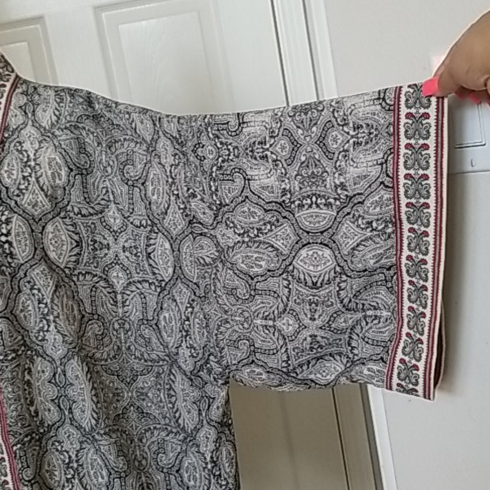 Max Studio Kimono - Picture 2 of 8